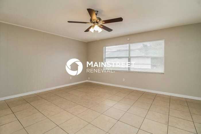 2816 Beal St - Photo 3 of 16