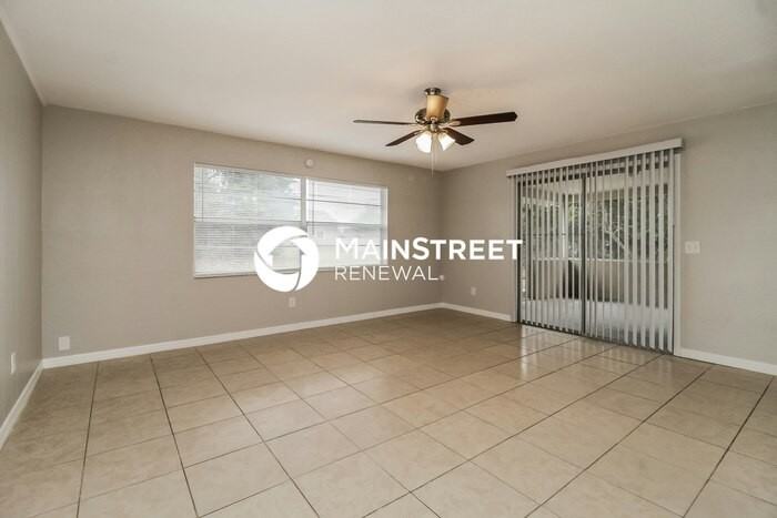 2816 Beal St - Photo 4 of 16
