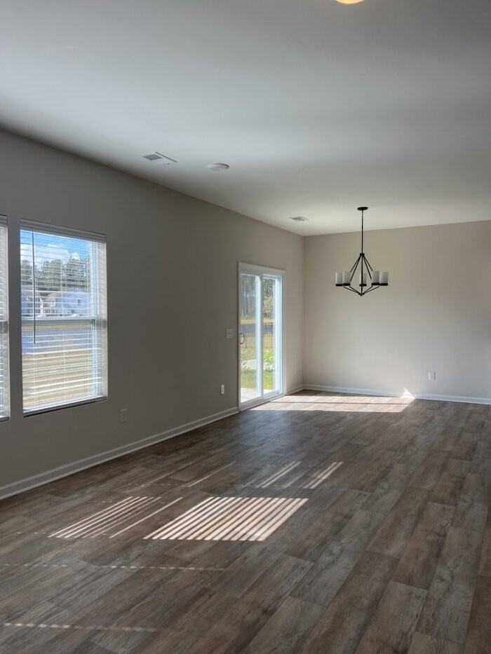 509 Purple Finch Rd - Photo 7 of 27