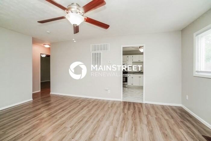 821 Exeter Rd - Photo 7 of 17
