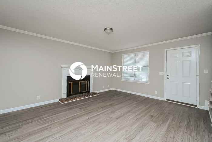 1321 Quail Valley Rd - Photo 4 of 17