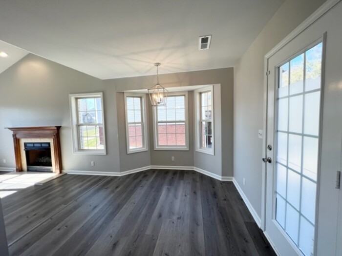 1724 Ridge Runner Ct - Photo 4 of 20