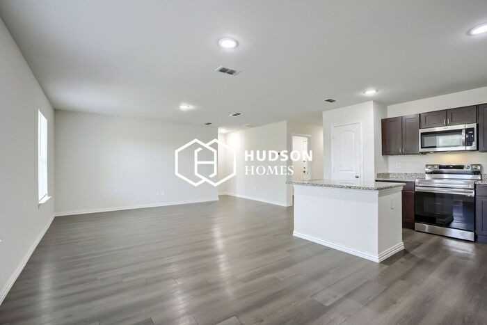 159 Westview Dr - Photo 7 of 14