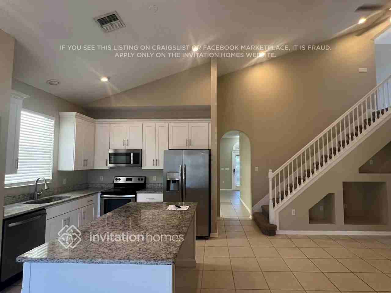 419 Home Grove Dr - Photo 4 of 21