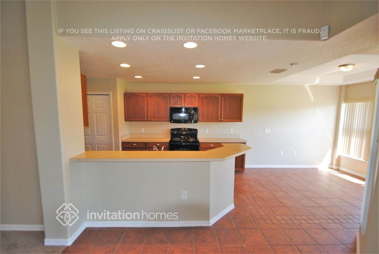 13343 Biscayne Dr - Photo 4 of 16