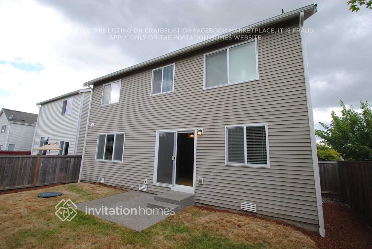 148 178th Street Ct E - Photo 2 of 18