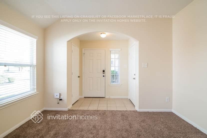 5919 Deep South Dr - Photo 3 of 22