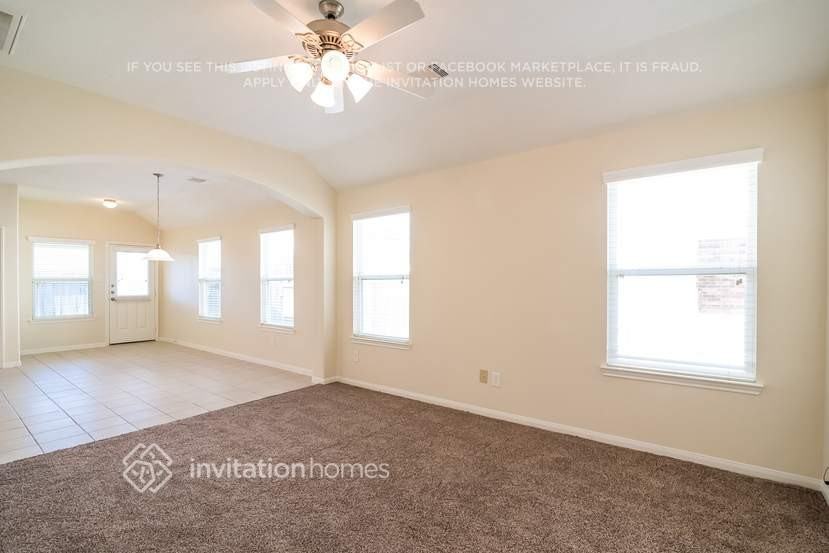 5919 Deep South Dr - Photo 7 of 22