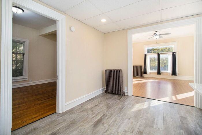 1108 S Westnedge Ave #1 - Photo 6 of 16