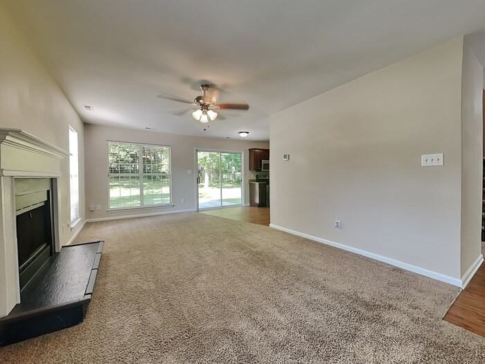 10110 Northwoods Forest Dr - Photo 4 of 25