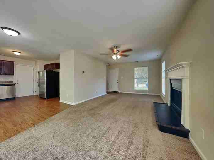 10110 Northwoods Forest Dr - Photo 5 of 25