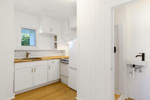featured image of 444 Stephens Ave #7