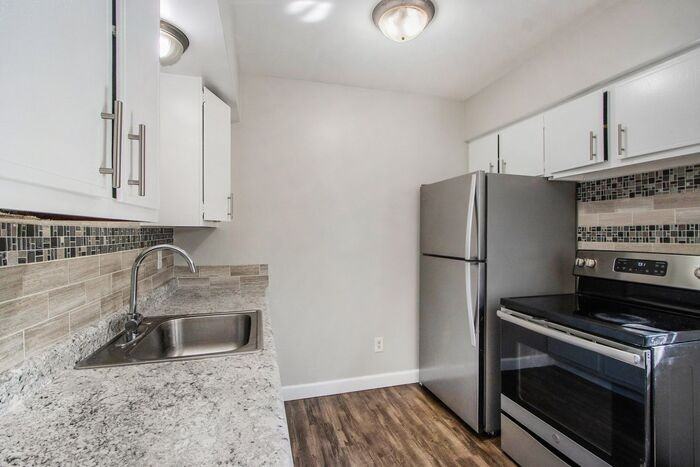 444 Garland St #2 - Photo 2 of 21