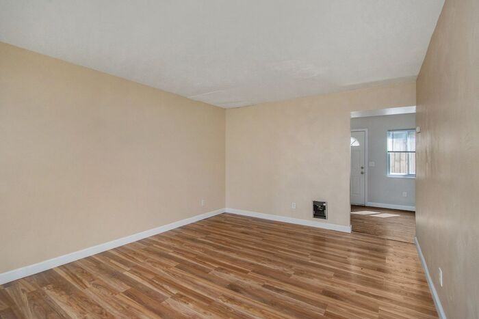 444 Garland St #2 - Photo 6 of 21