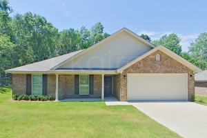 featured image of 111 Live Oak Dr