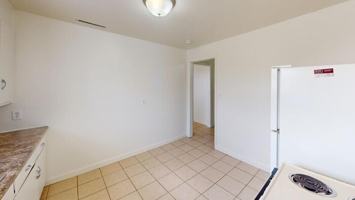 featured image of 610 N 9th St #1
