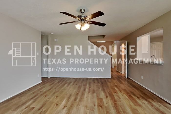 22076 Knights Cove Dr - Photo 4 of 27