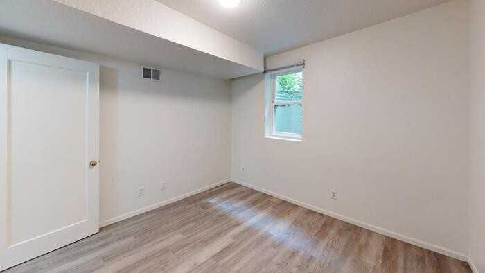 1308 N 4th St #2 - Photo 6 of 9