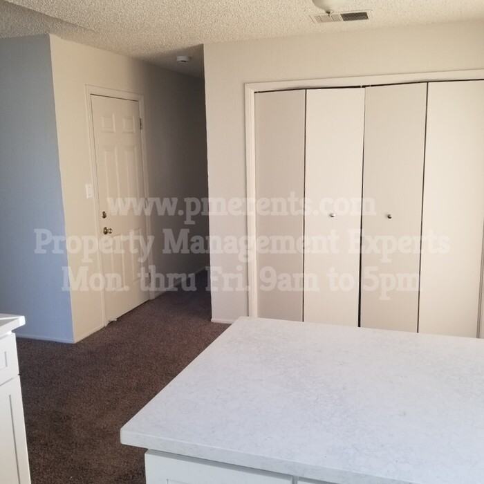 3016 Snowberry Ln - Photo 2 of 6