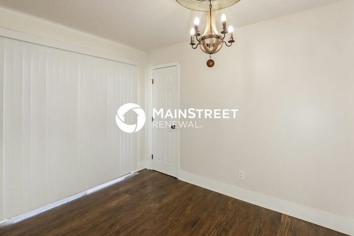 1218 Sw Stockman Ct - Photo 5 of 18