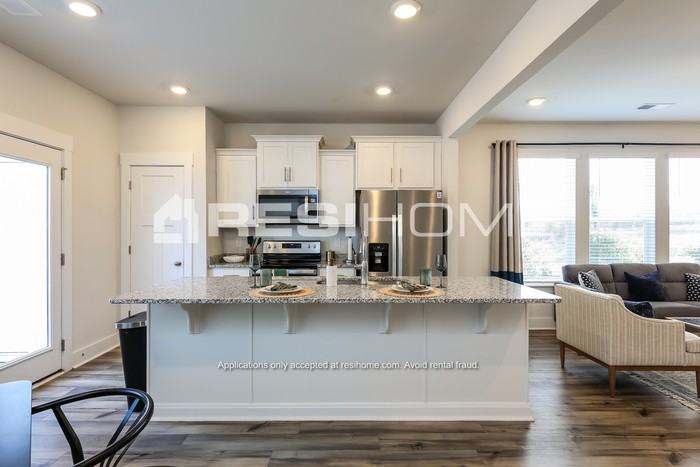 207 Camber Ct - Photo 3 of 18