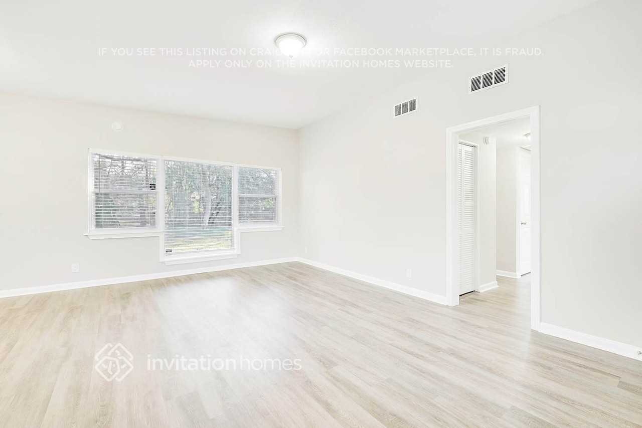 6336 Bondy Pl - Photo 7 of 25