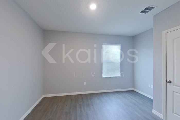 32217 Edson Ave - Photo 7 of 29