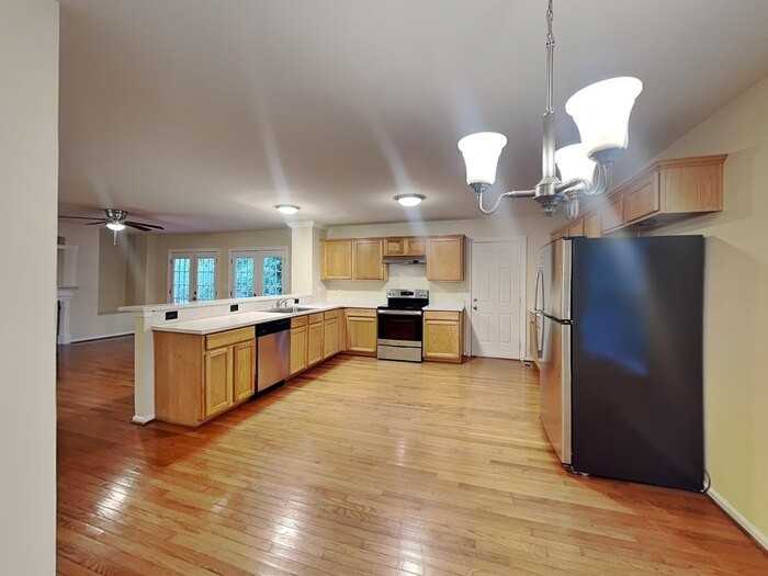 6265 Branch Hill Cir - Photo 6 of 25