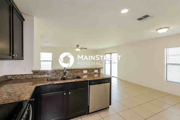 2419 Caspian Dr - Photo 6 of 17