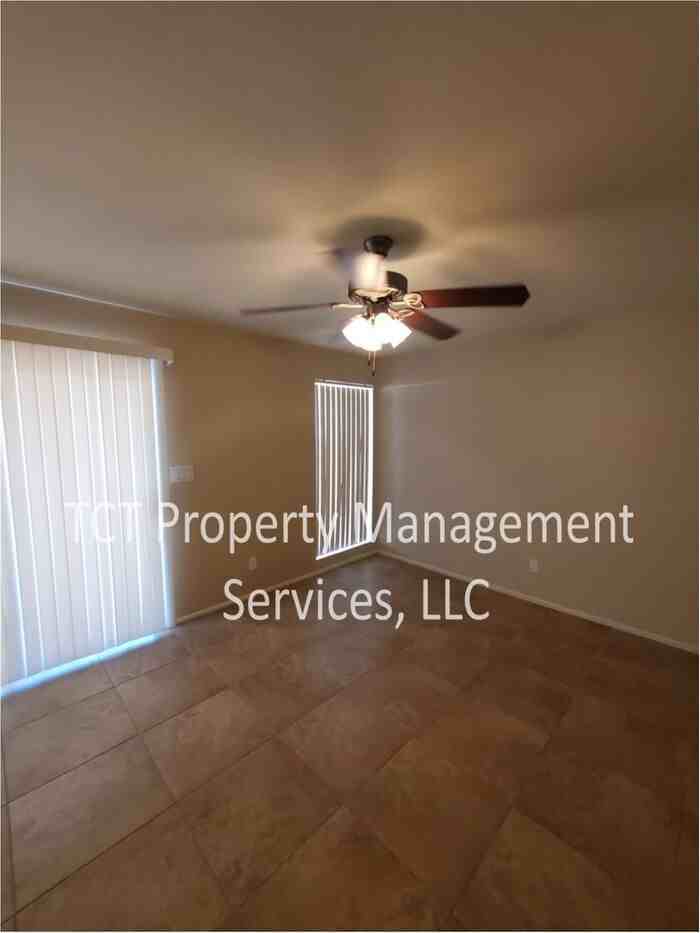 835 N Granite Reef Rd #16 - Photo 3 of 14