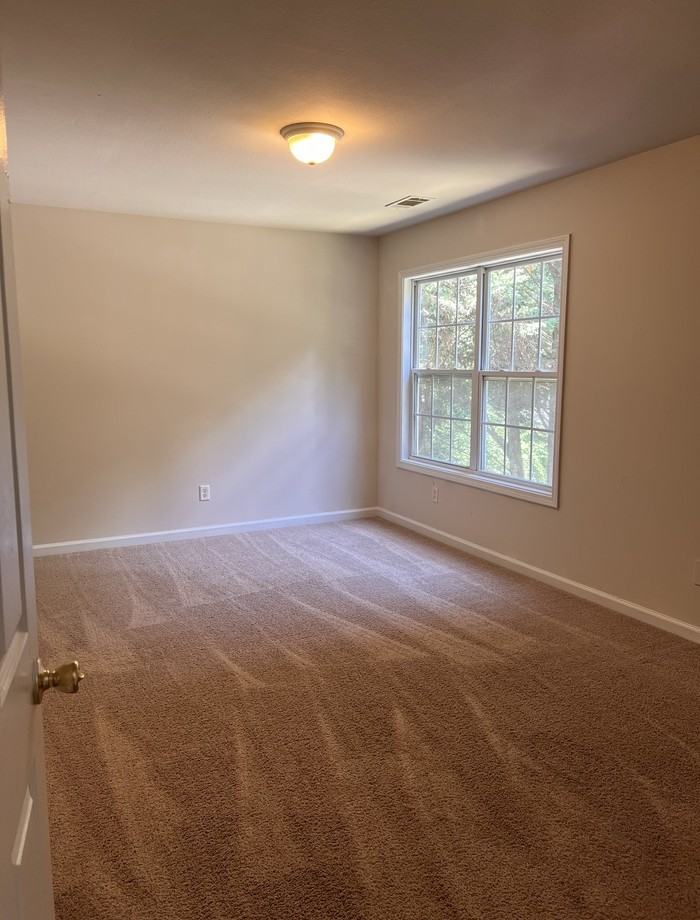 9135 Belaire St - Photo 5 of 9