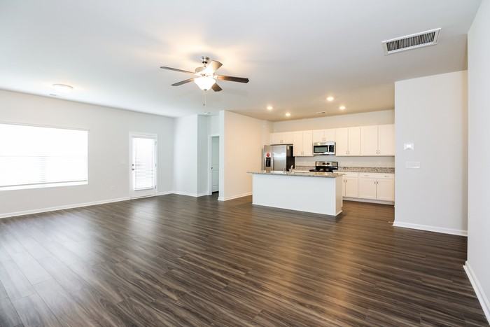 212 Dorian Loop - Photo 6 of 15