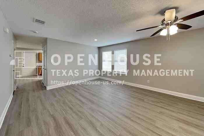 2257 Bradford Pear Dr - Photo 4 of 20