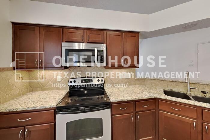 10761 Castle Dr - Photo 7 of 21