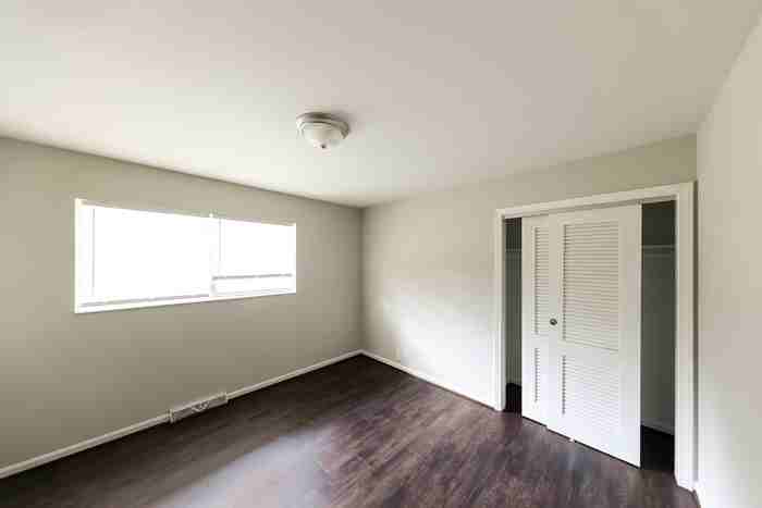 704 Alice St Sw - Photo 6 of 10