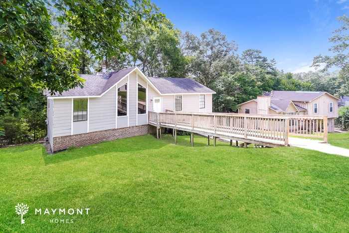 3015 Apple Valley Ln - Photo 5 of 13