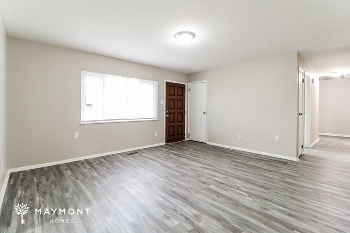 61 White Oak Ln - Photo 4 of 11