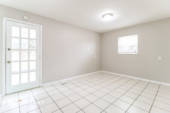 61 White Oak Ln - Photo 5 of 11