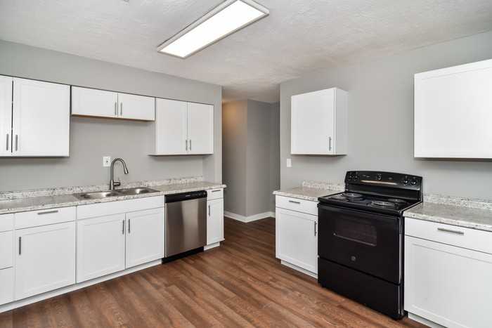 1602 1st Ave Sw - Photo 7 of 12