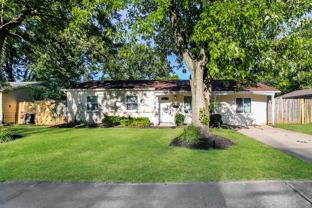 990 Sheffield Dr - Photo 1 of 1