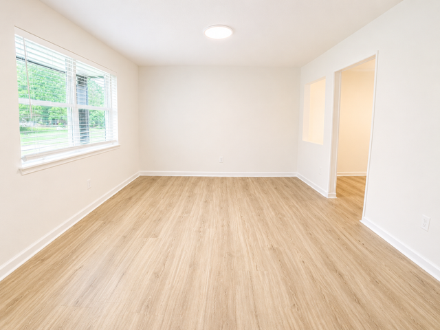 1765 Highpoint Rd - Photo 2 of 20