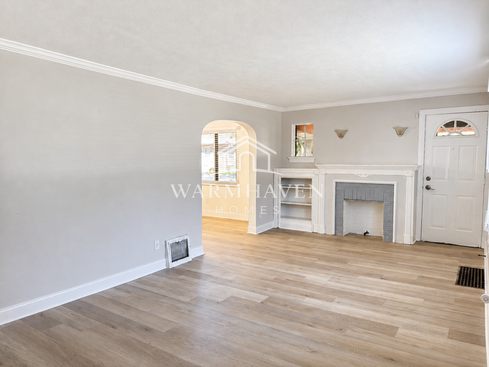 1352 Diagonal Rd - Photo 3 of 14
