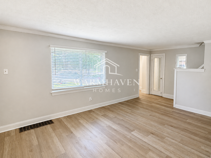 1352 Diagonal Rd - Photo 4 of 14