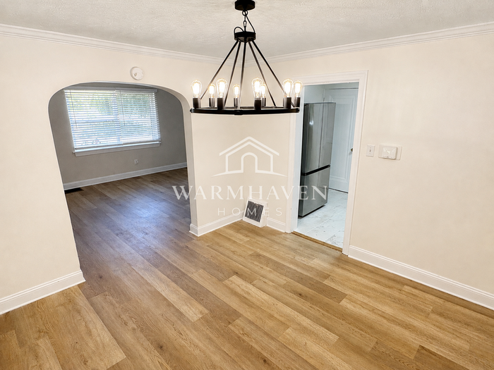 1352 Diagonal Rd - Photo 6 of 14