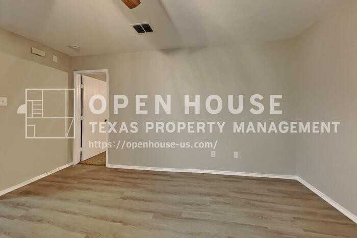 6621 Meadow Way Ln - Photo 4 of 21