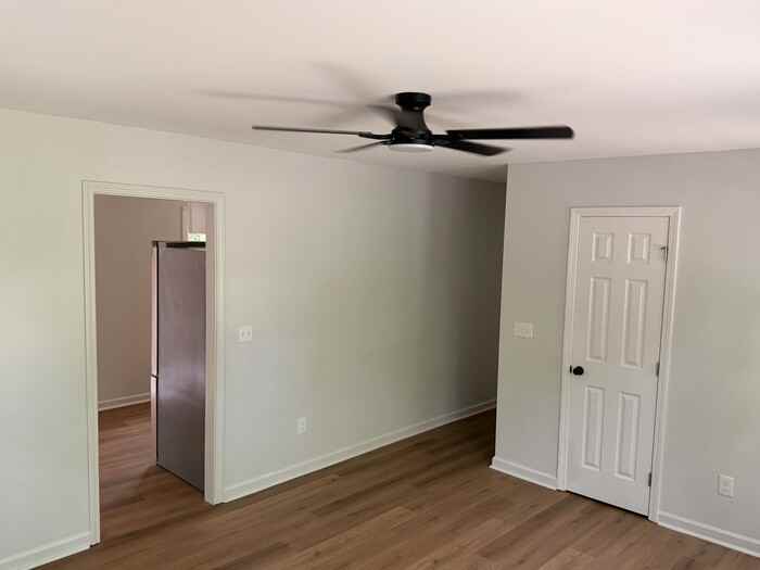 9828 Starwood Dr - Photo 3 of 9