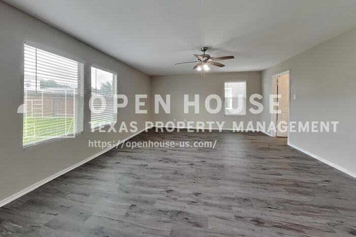 5010 Diamondcliff Ct - Photo 7 of 23