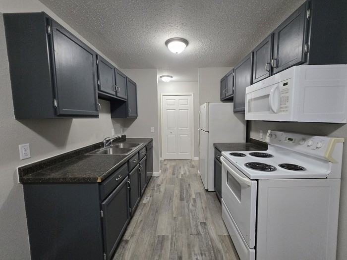 3011 S 17th St #209 - Photo 3 of 9