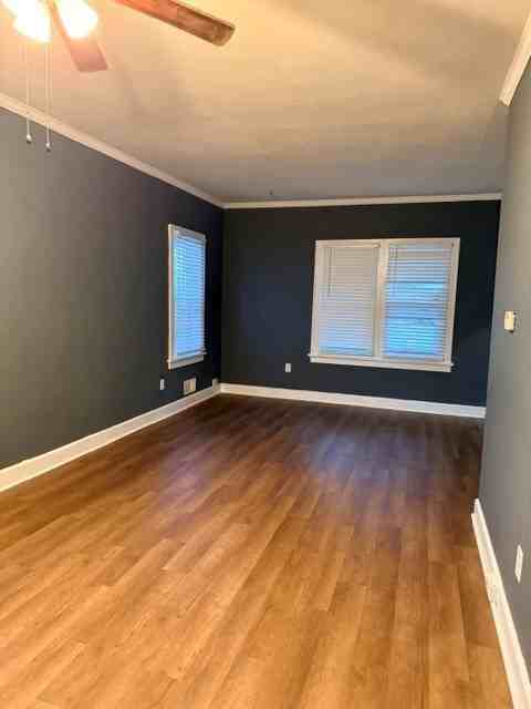 1954 Berkshire Pl - Photo 5 of 14