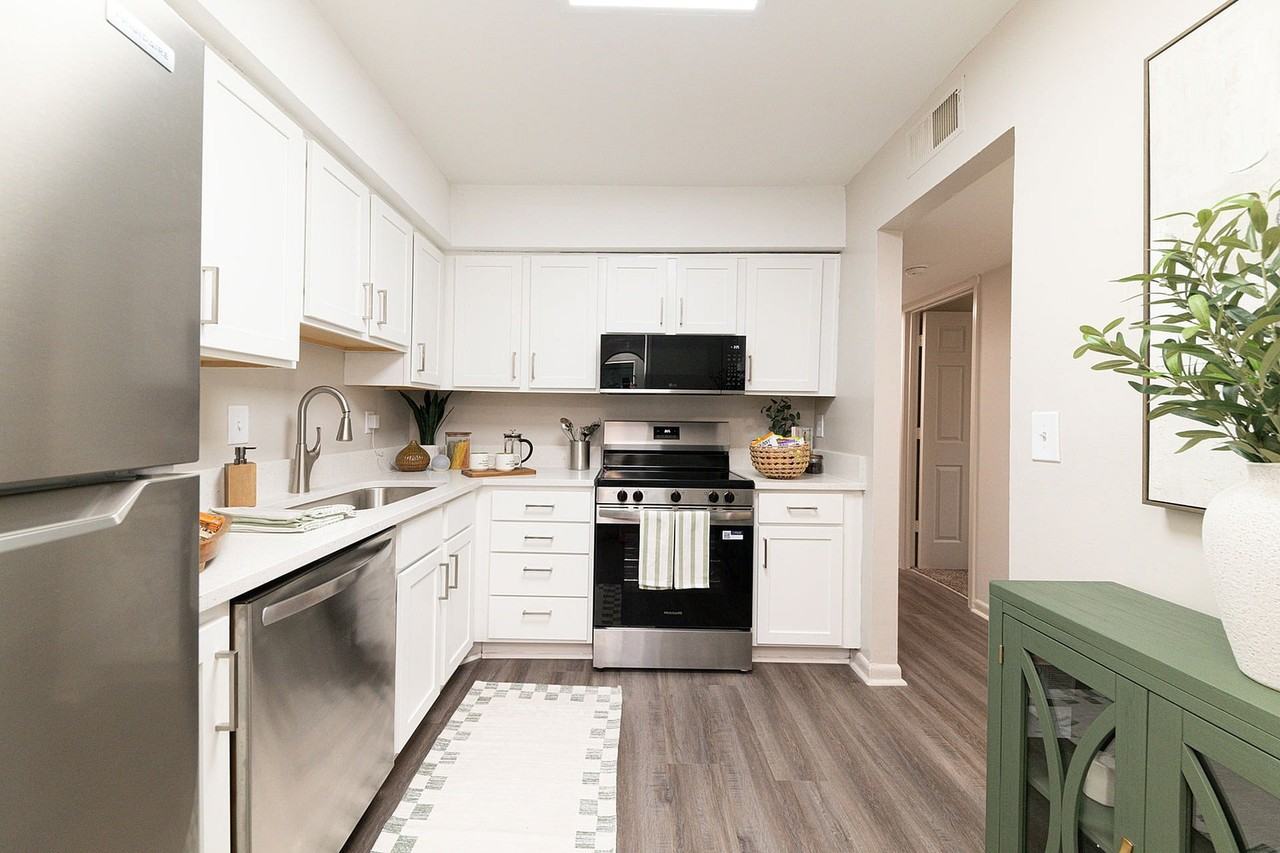 Legacy Hill - Photo 6 of 43